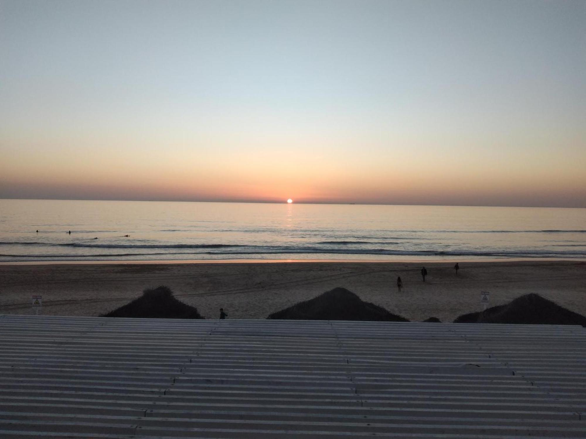 The View - Sea, Surf And Lisbon Apartment Costa de Caparica Exterior foto